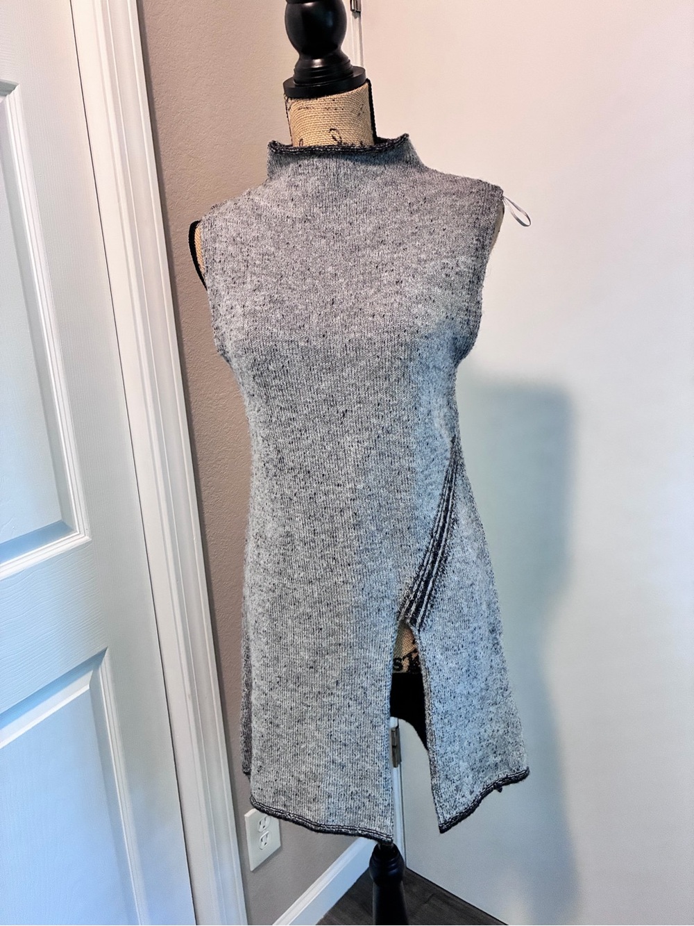 Zara Sleeveless Gray Asymmetrical Knit Dress